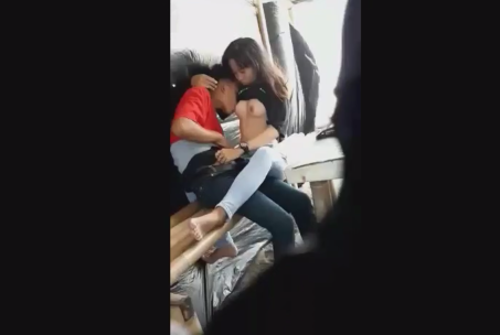 Desah Viral Cindo Cium Leher Basah
